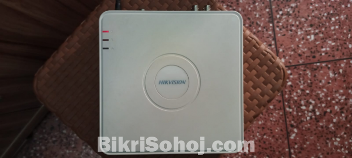 DVR HikVision DS-7104HGHI-F1